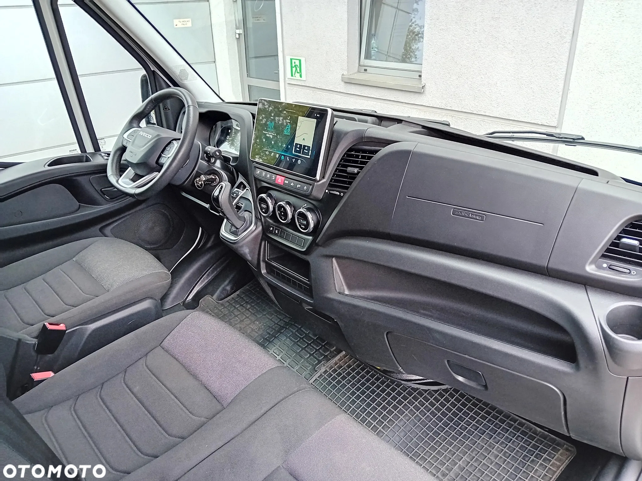 Iveco Daily L4H2 16m3 35S18HA8 3.0D 180KM Hi Matic Air PRO  DEMO - 12