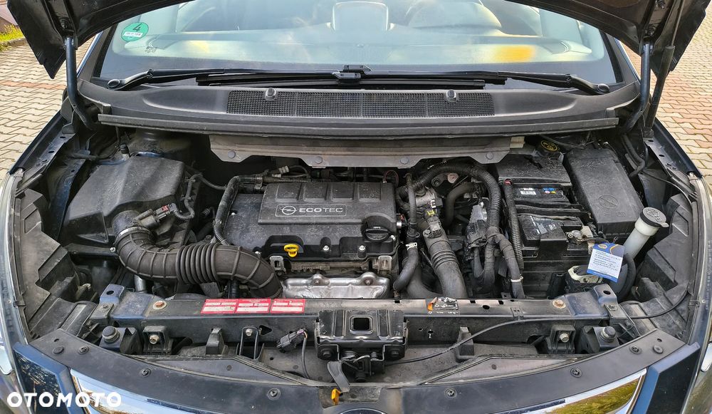 Opel Zafira - 32