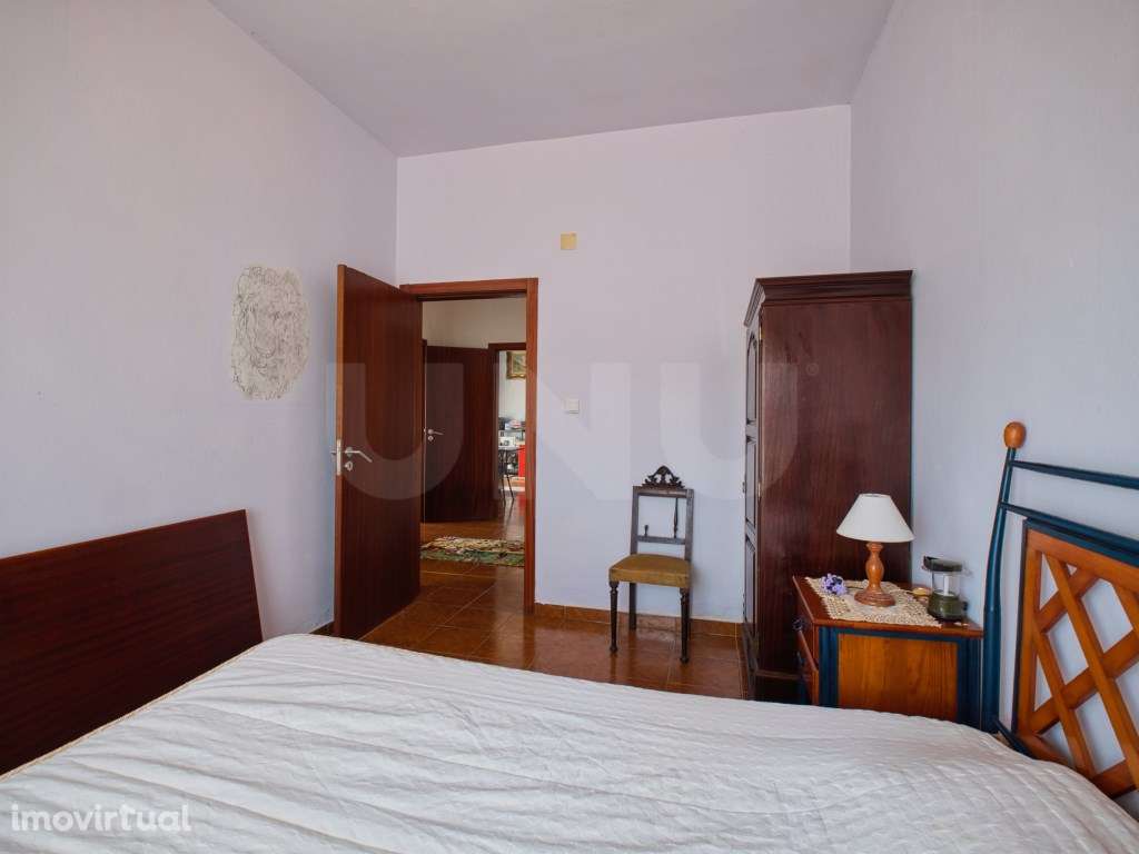 Moradia independente T2 + Anexo T3 , para venda, Óbidos - Grande imagem: 5/23