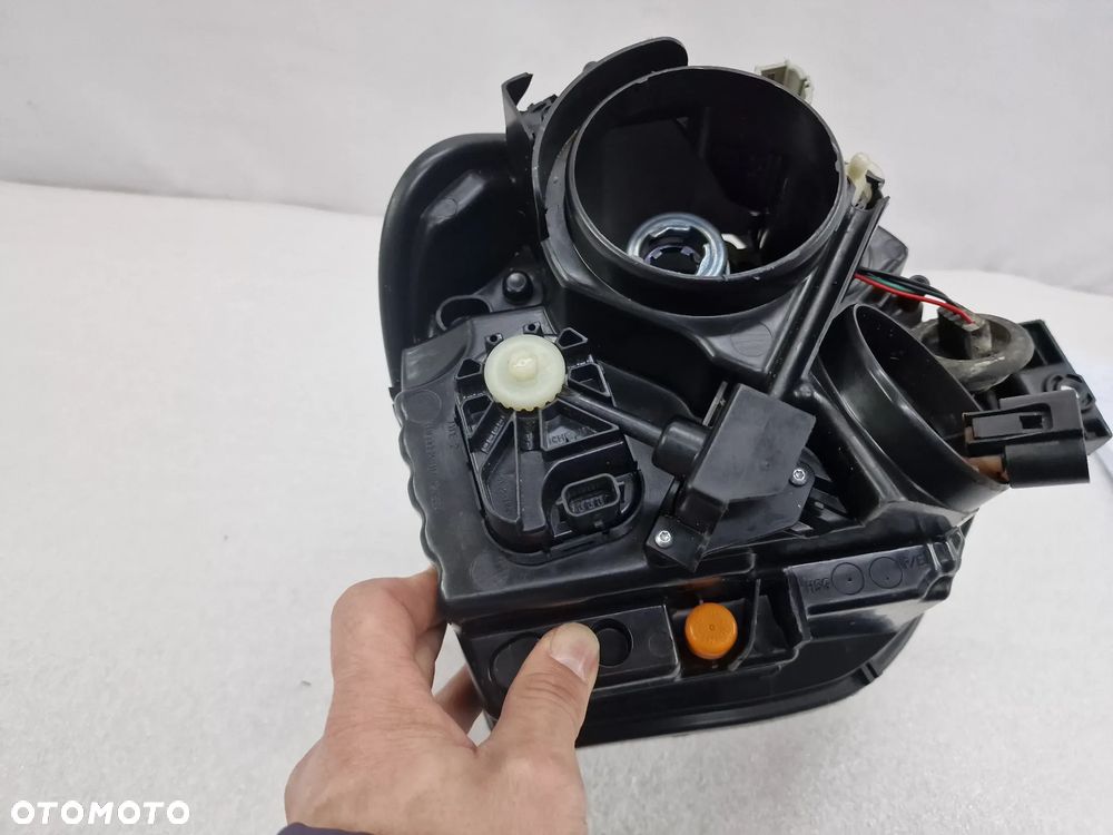 NISSAN JUKE F15 LIFT 14- LEWA LAMPA PRZEDNIA PRZÓD SOCZEWKA , NR 26060BV90B / 89909531 , NR AUKCJI LA528 - 10