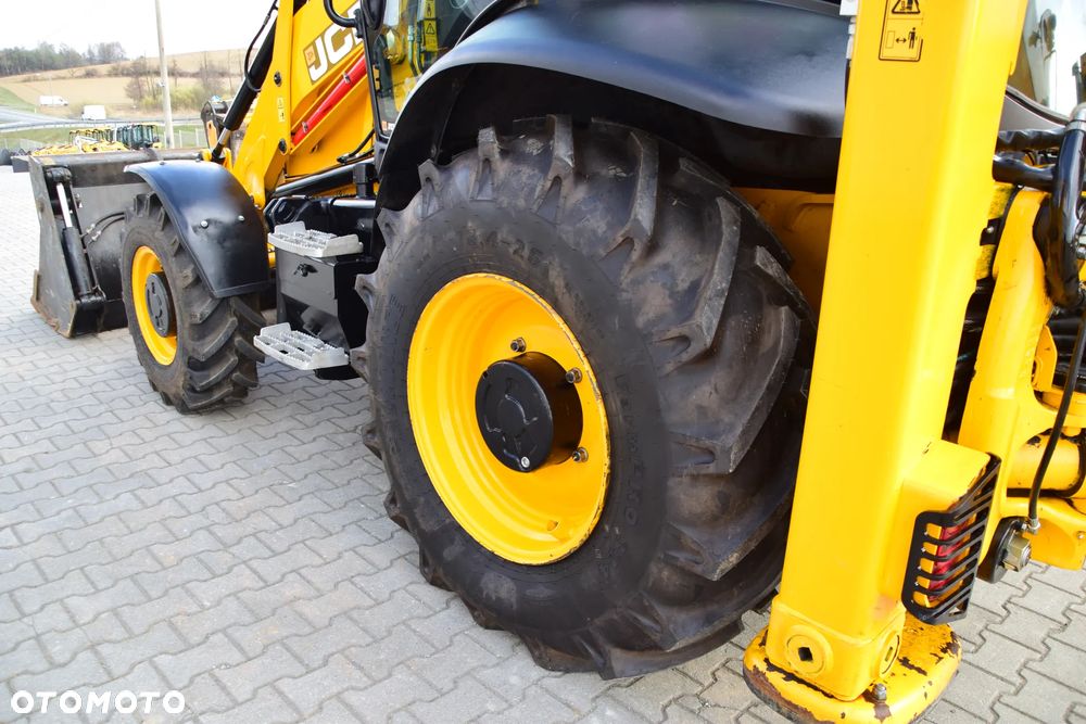 JCB 3CX Sitemaster TURBO 4x4 Torquelock - 9