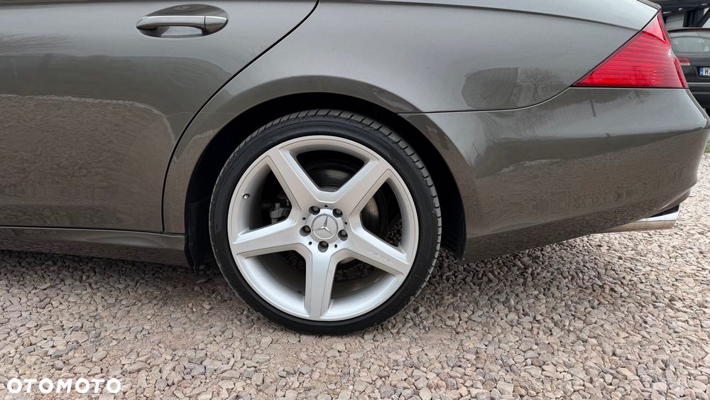 Mercedes-Benz CLS - 12