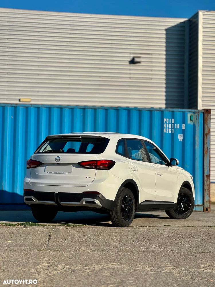 MG ZS ICE 1.5 Standard - 4