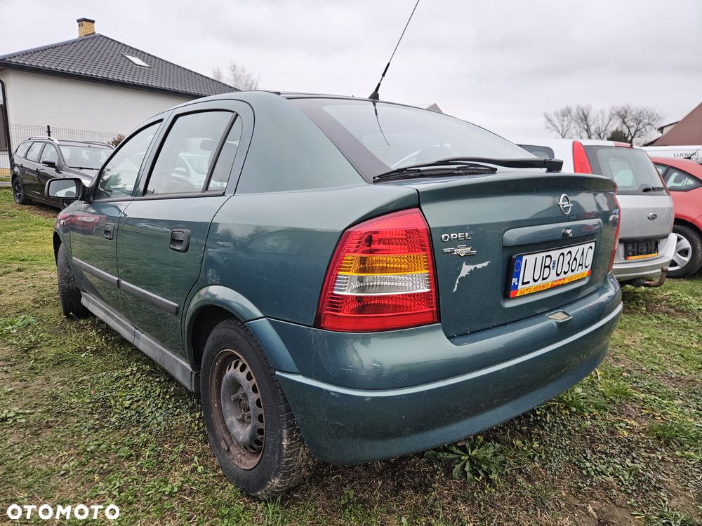 Opel Astra - 3