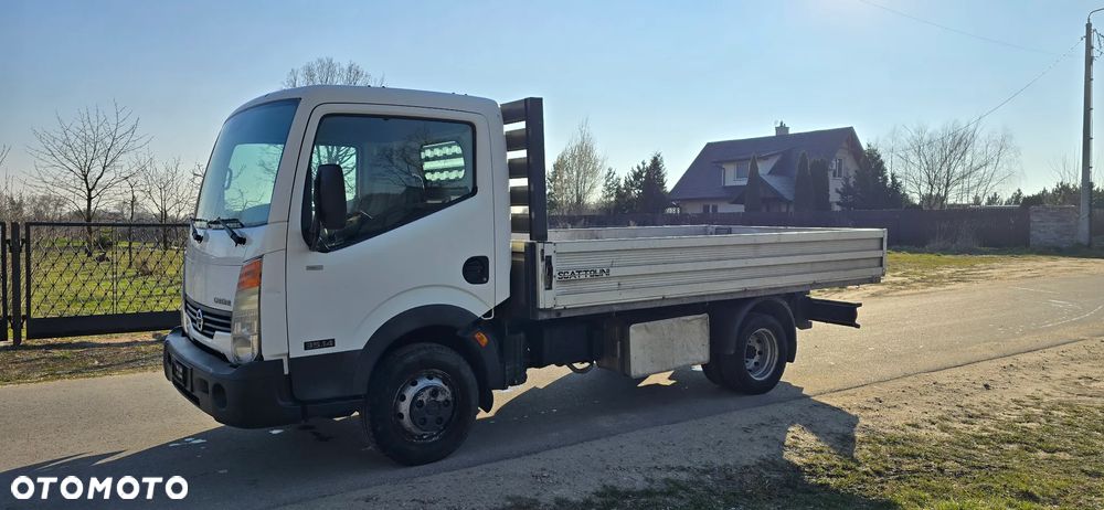Nissan Cabstar