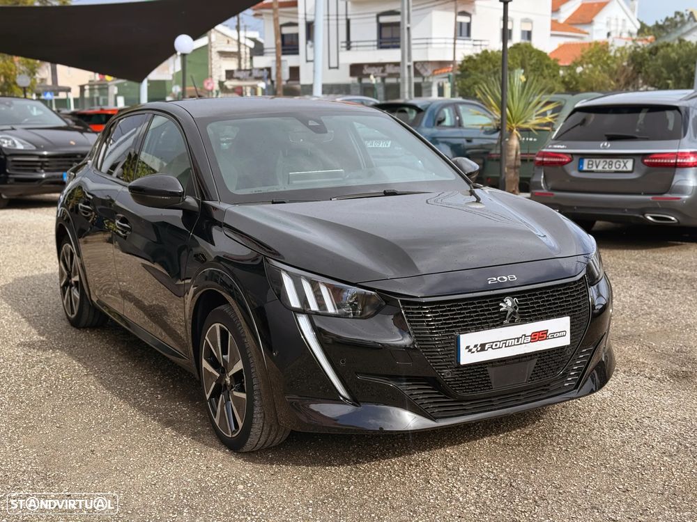 Peugeot e-208 50 kWh GT Line - 4