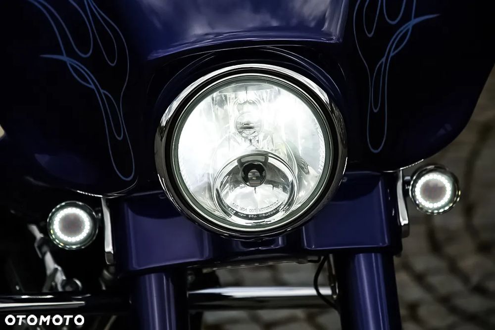 Harley-Davidson Touring Street Glide - 19