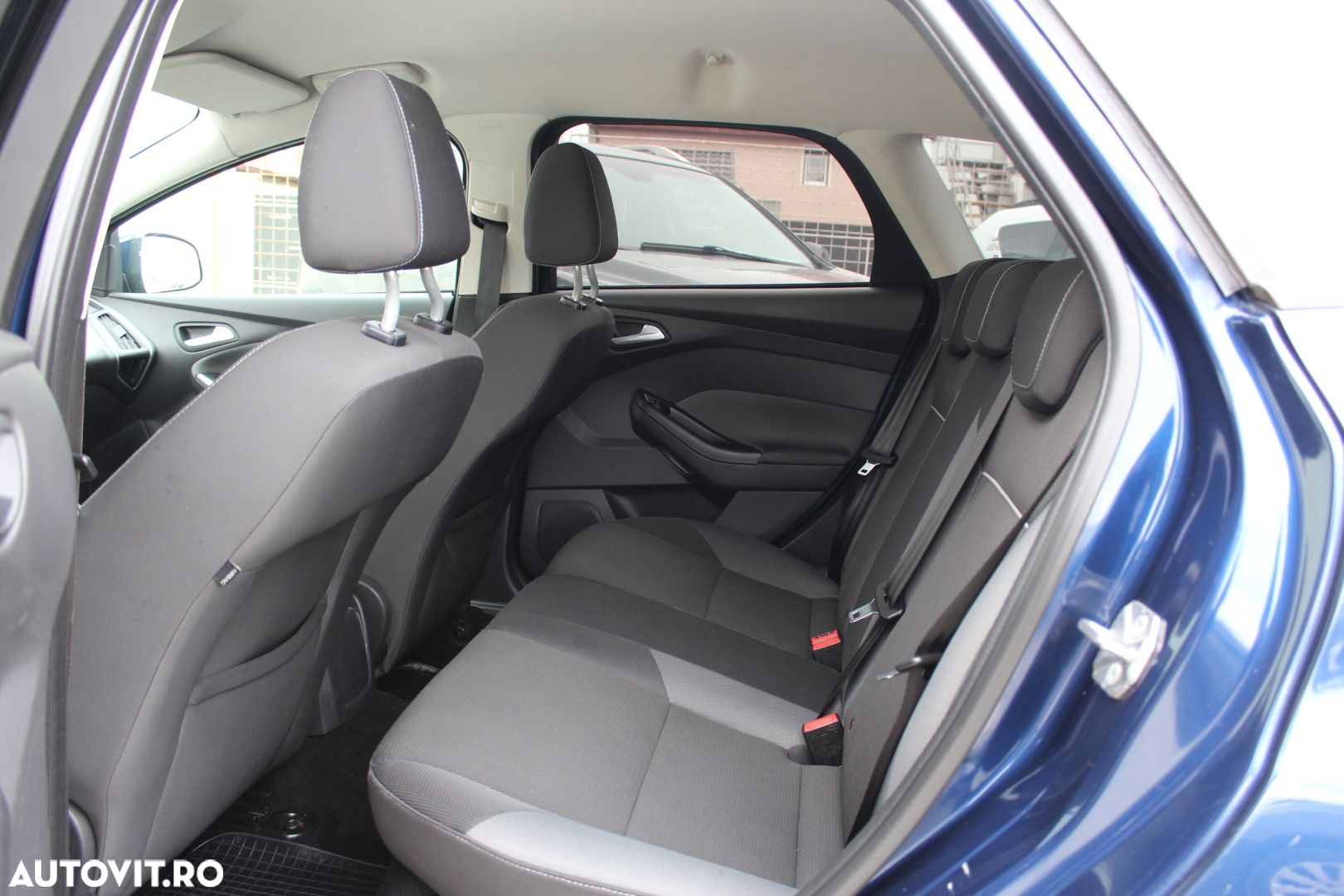 Ford Focus - 9
