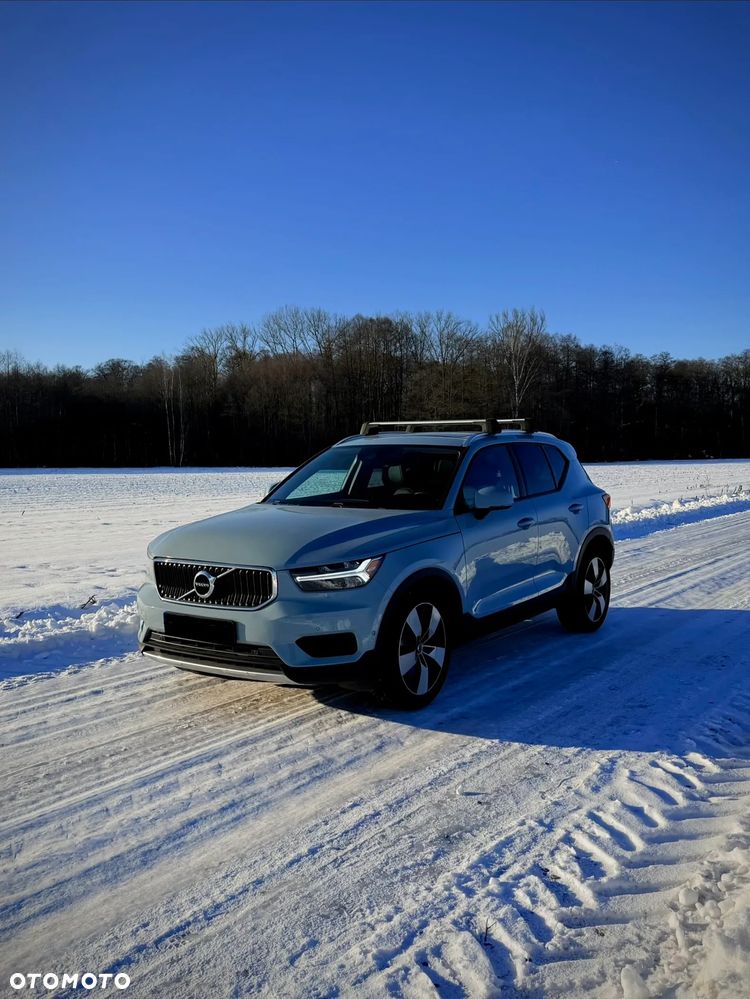 Volvo XC 40 T5 AWD Momentum - 1