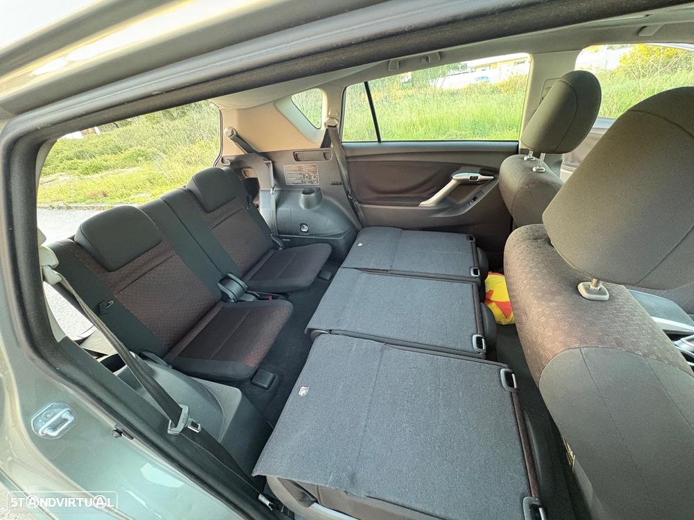 Toyota Verso 2.0 D-4D Energy - 21