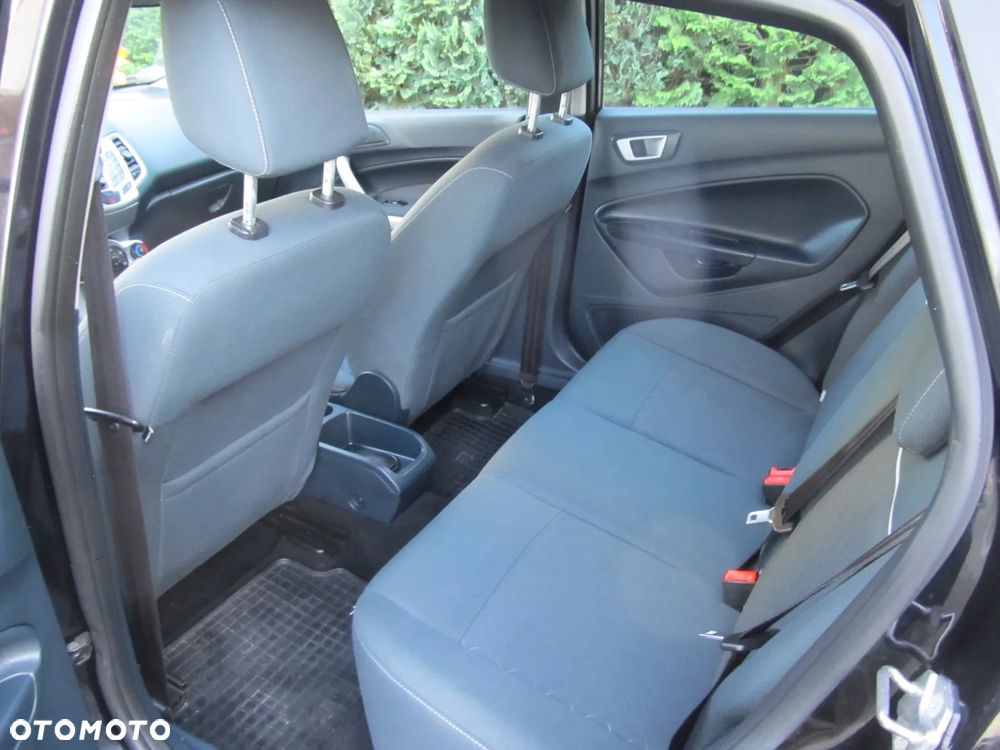 Ford Fiesta 1.25 Celebration - 9