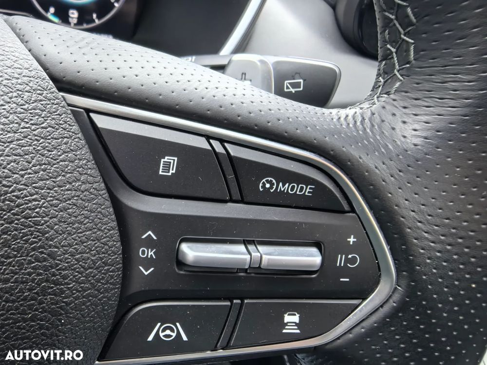 Hyundai Santa Fe 1.6 l 265 CP 4WD 6AT Luxury - 32