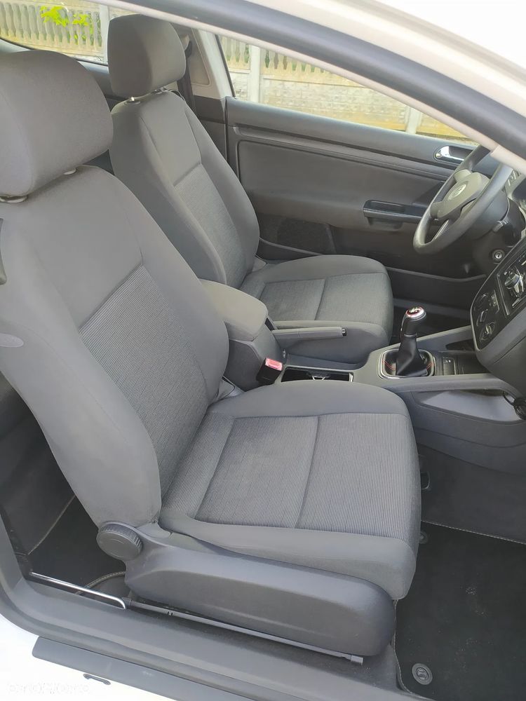 Volkswagen Golf 1.4 FSI Comfortline - 15