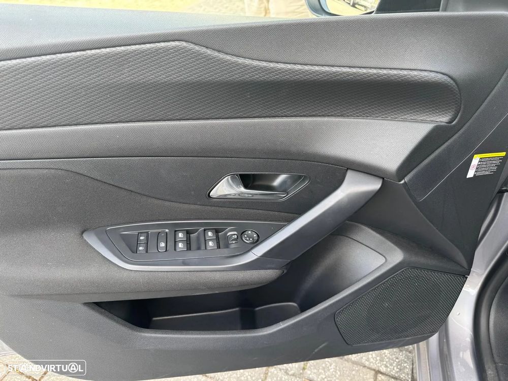 Peugeot 308 1.2 PureTech Active Pack - 4