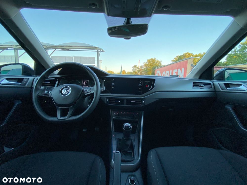 Volkswagen Polo 1.6 TDI SCR Highline - 11