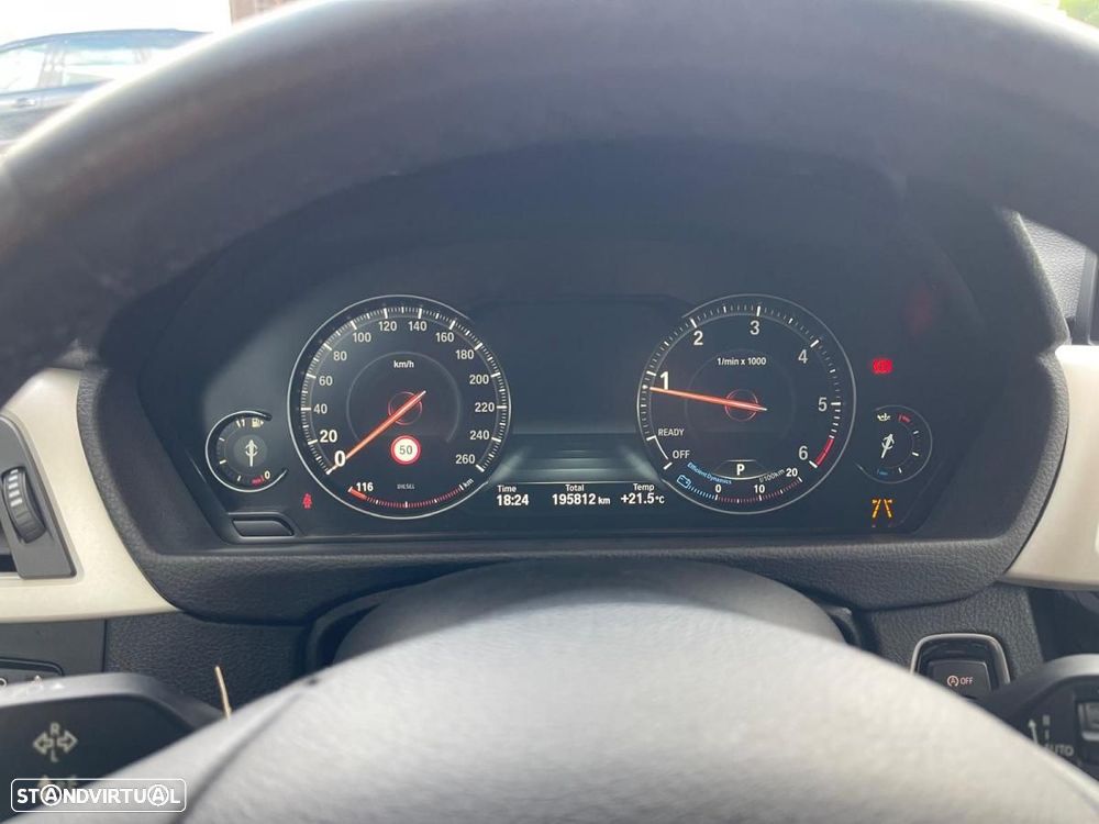 BMW 320 d Touring Advantage Auto - 11