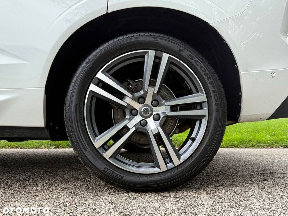 Volvo XC 60 - 24