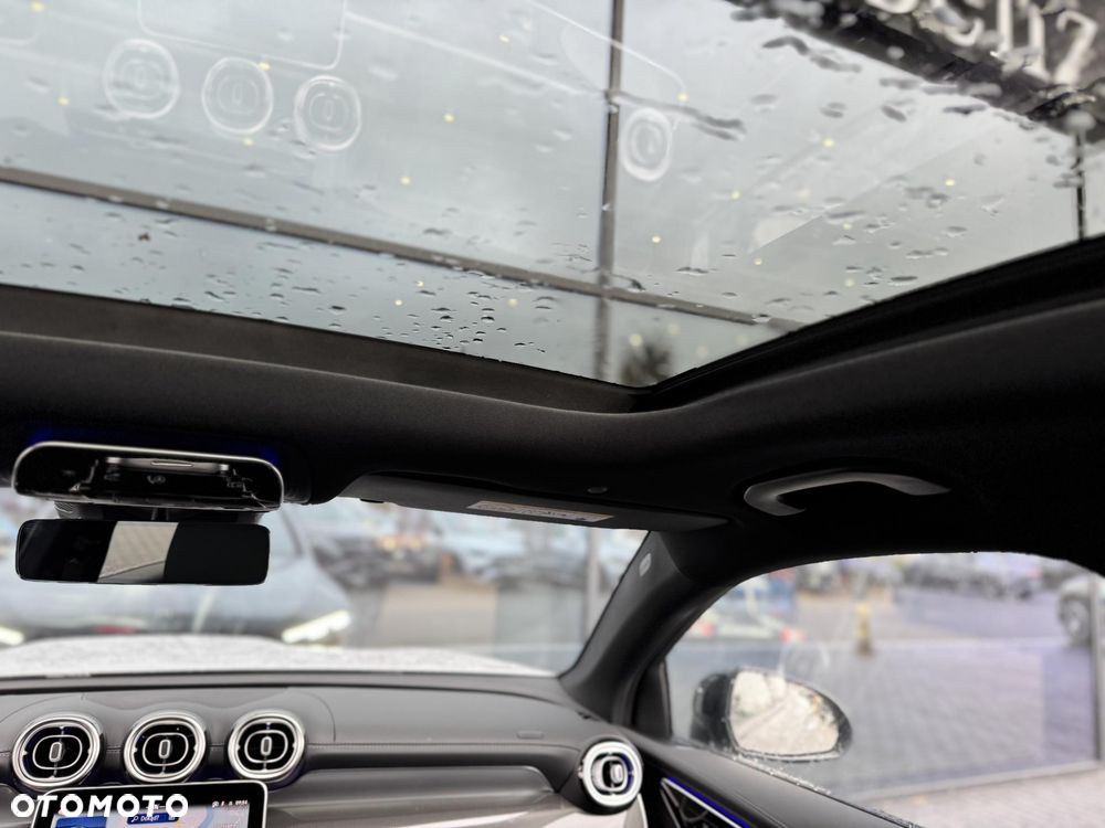 Mercedes-Benz GLC 220 d 4Matic 9G-TRONIC AMG Line Advanced - 17