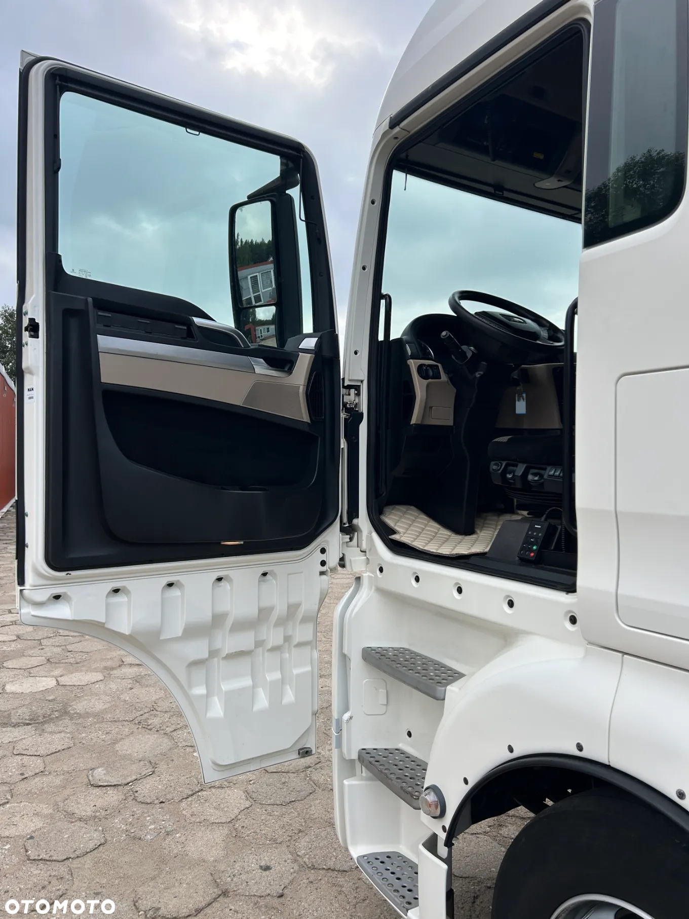 MAN TGX 18.460 KM / AUTOMAT / RETARDER / 700 TYS. KM PRZEBIEGU !! - 23