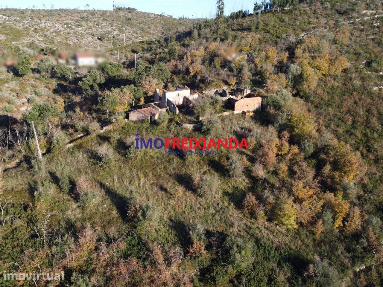 Moradia em pedra - Grande imagem: 2/16