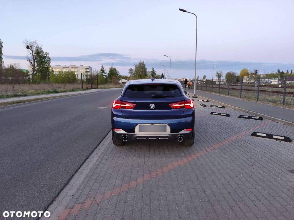 BMW X2 sDrive18d Edition M Mesh - 6