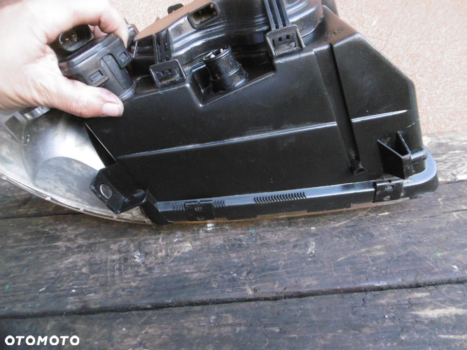 Lampa lewa Audi A3 8L HELLA EUROPA - 7