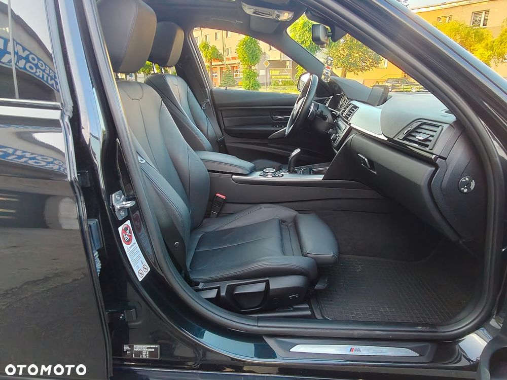 BMW Seria 3 320d xDrive Sport Line - 11
