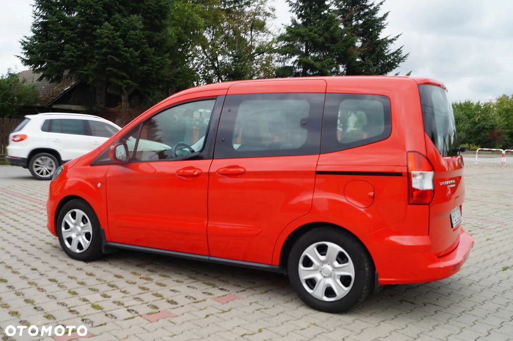 Ford Tourneo Courier 1.5 TDCi Trend - 20