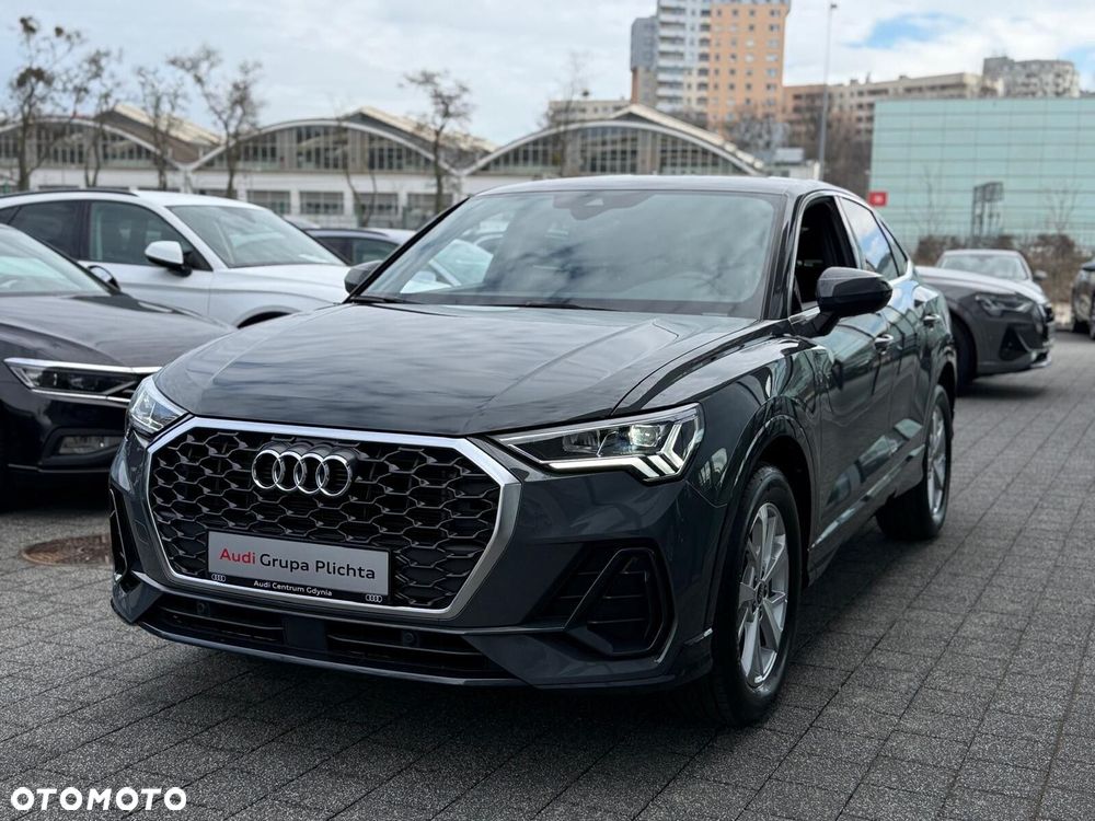 Audi Q3 Sportback - 9