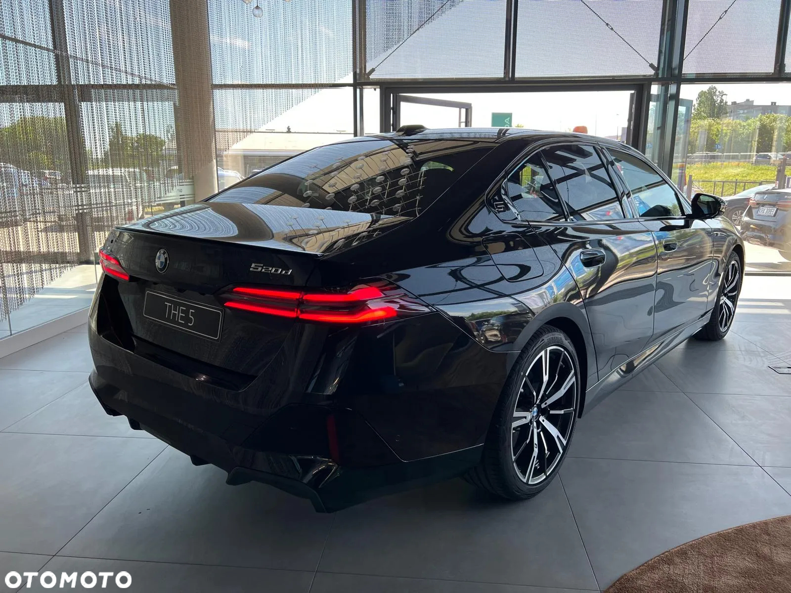 BMW Seria 5 520d xDrive mHEV - 5