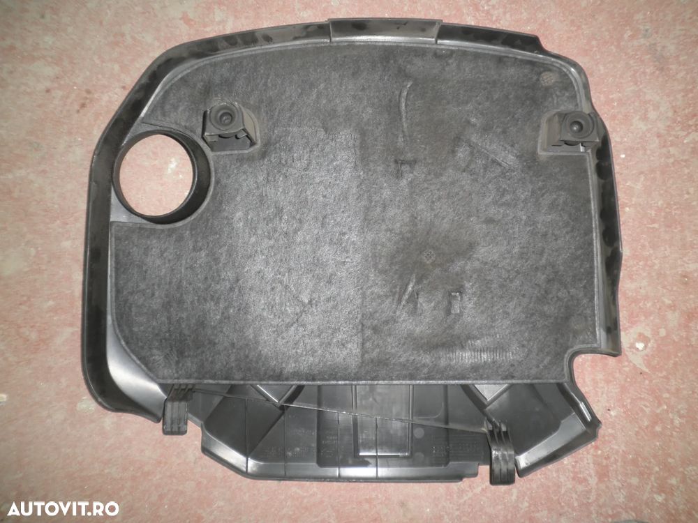 Capac motor BMW Seria 3 F30 F31 , Seria 1 F20 F21, 2.0 d 7810800 - 2