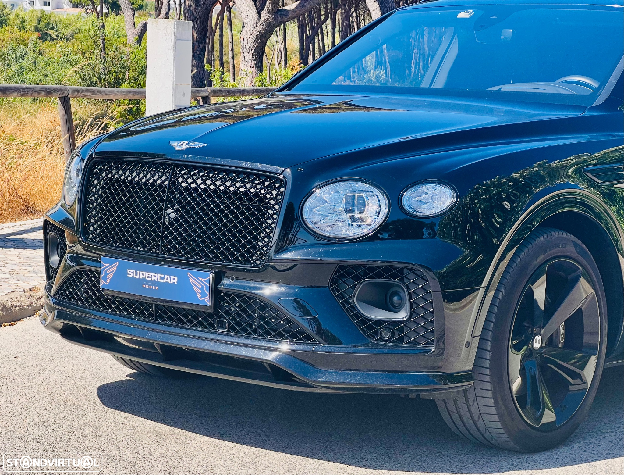 Bentley Bentayga - 6