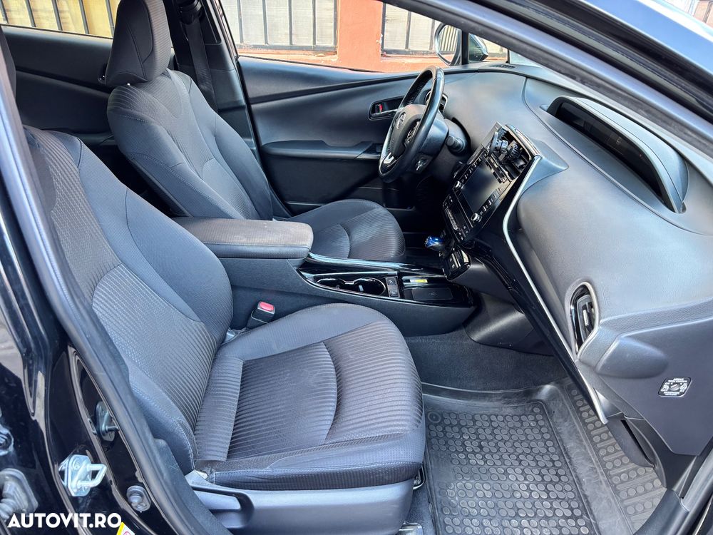 Toyota Prius Hybrid Comfort - 9