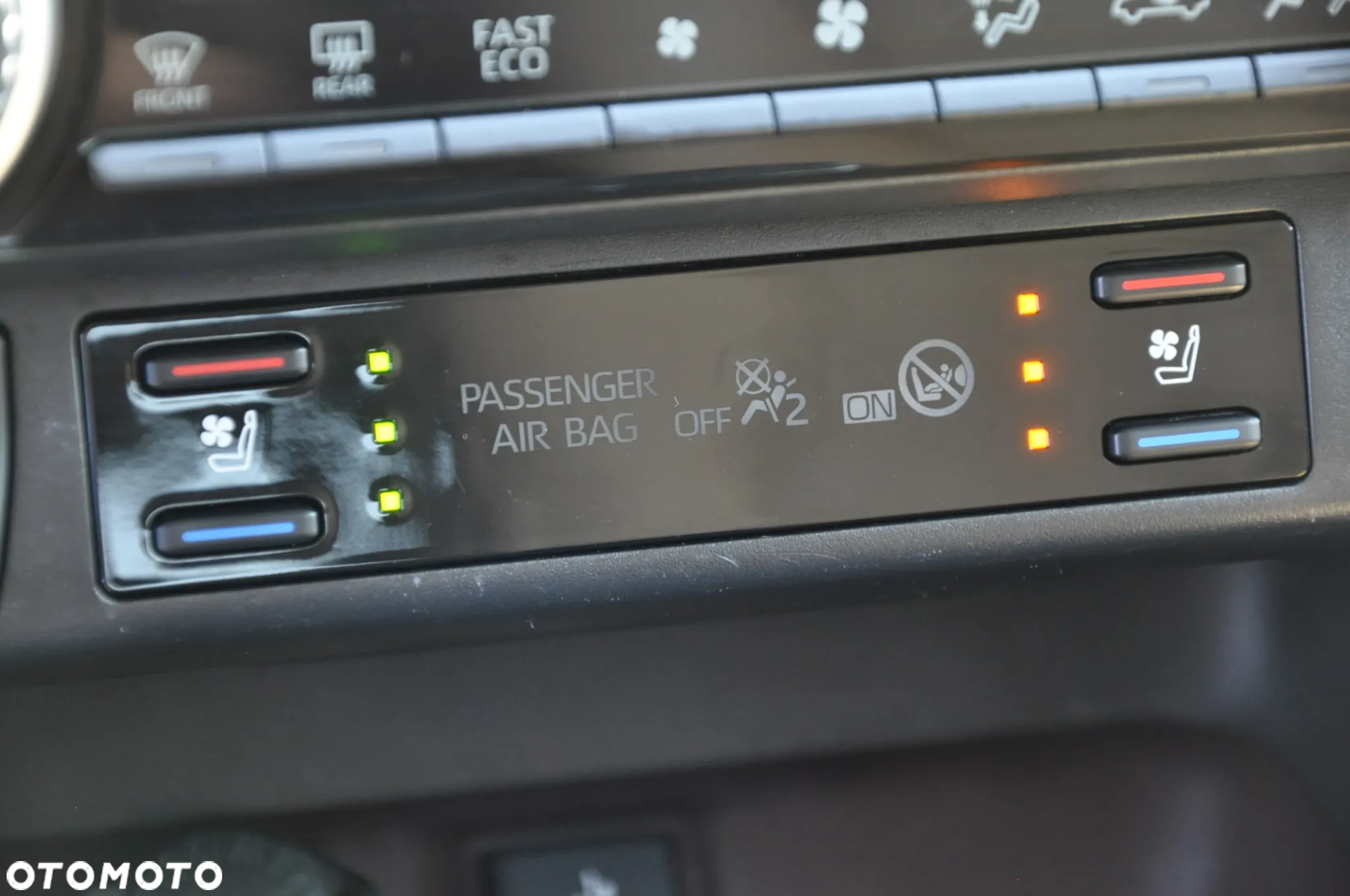 Toyota RAV4 2.5 Hybrid Executive 4x4 - 32