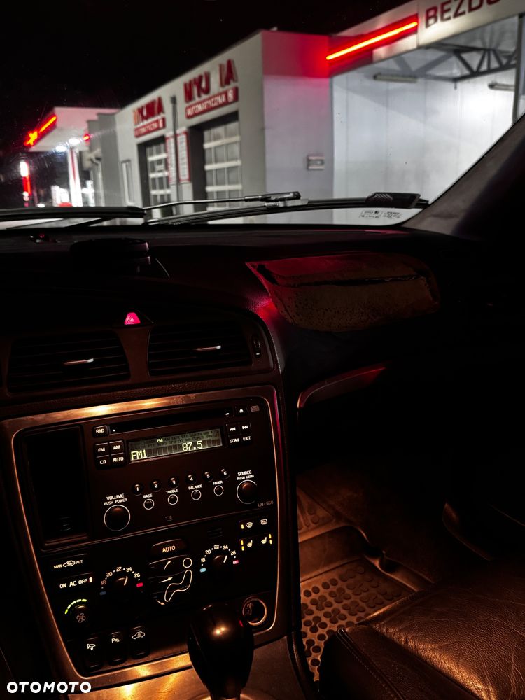 Volvo S60 2.4D Kinetic - 23