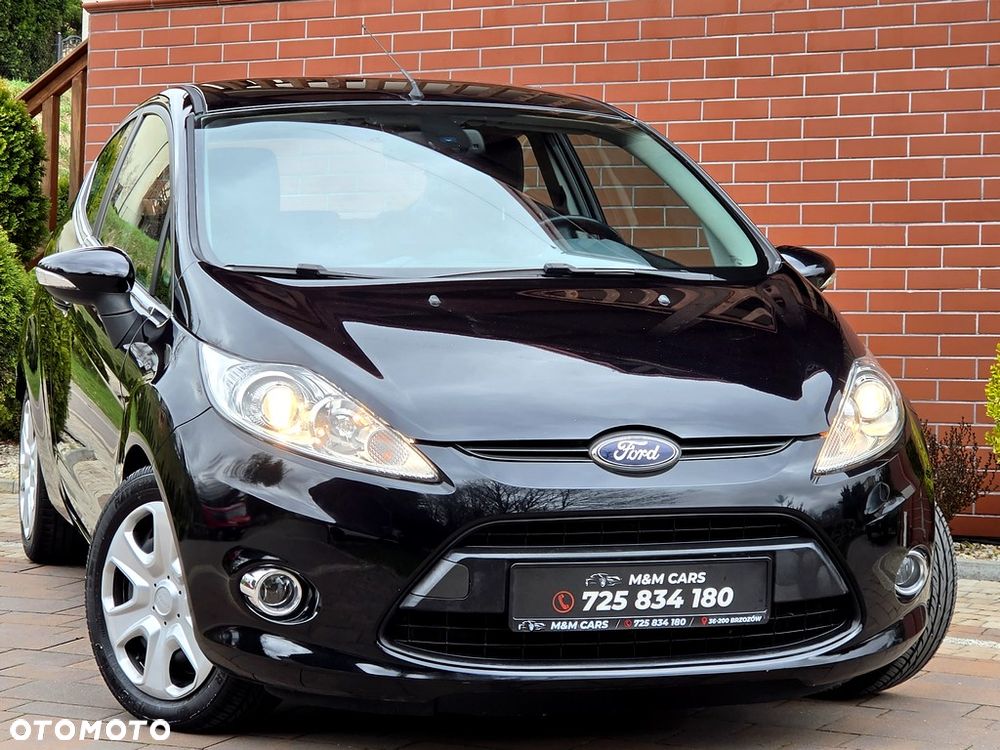 Ford Fiesta 1.4 Champions Edition - 14