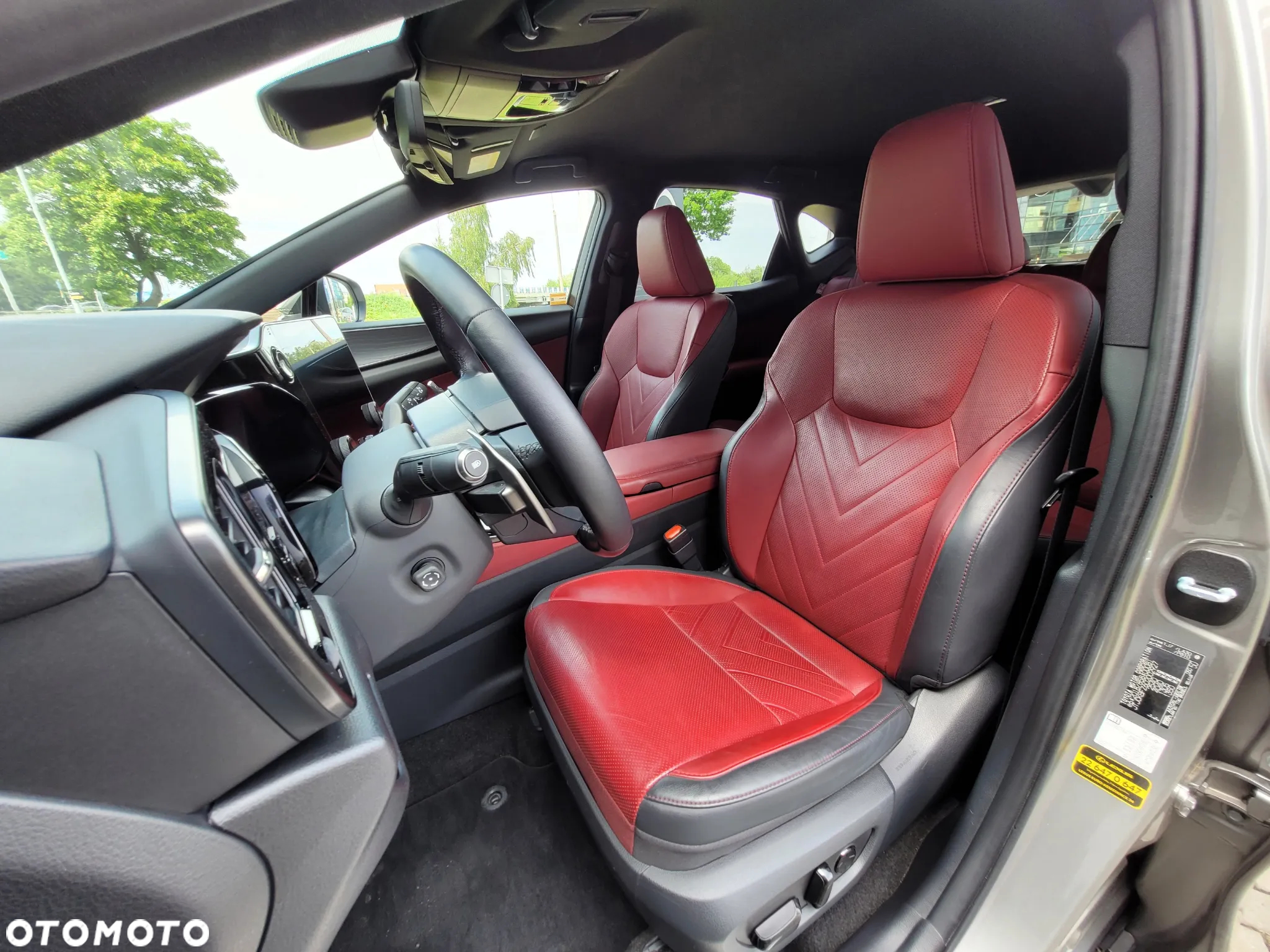 Lexus NX 450h+ Omotenashi AWD - 11