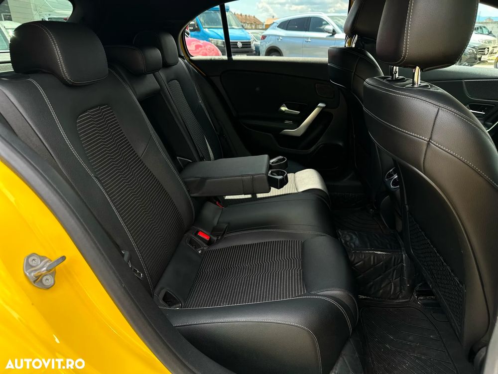 Mercedes-Benz A 200 7G-DCT Progressive - 40