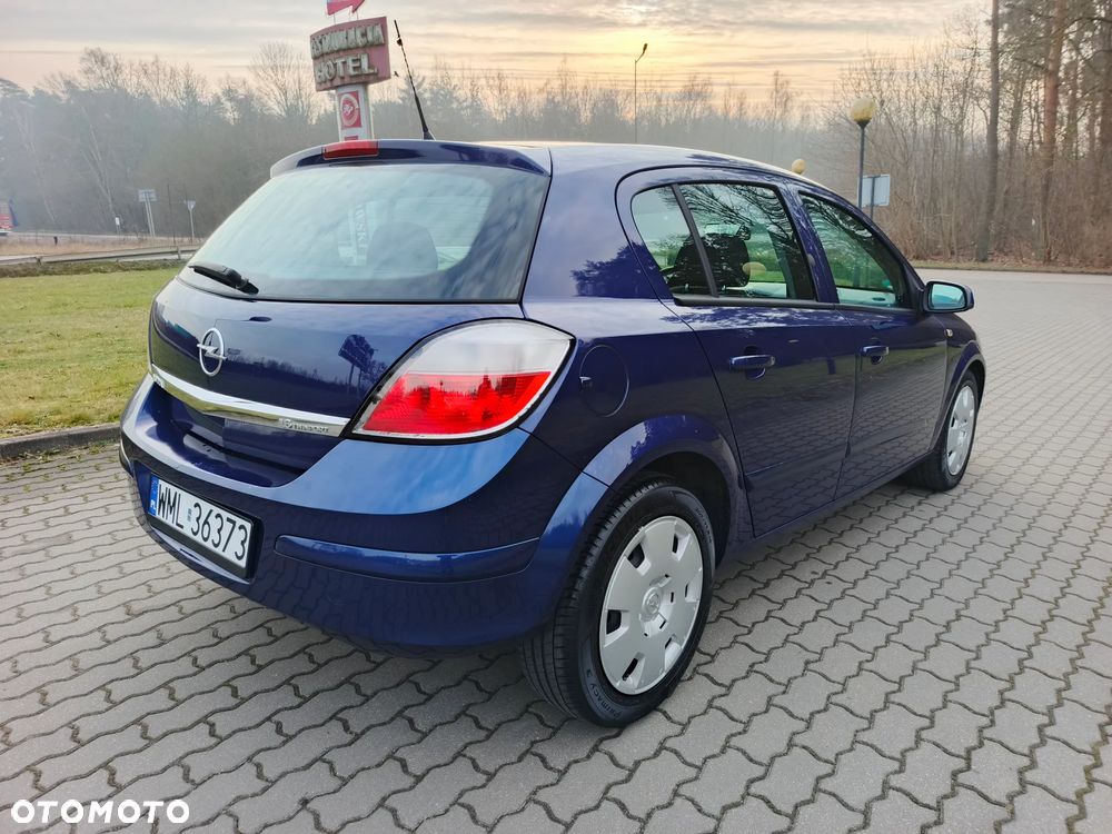 Opel Astra 1.6 Edition - 36