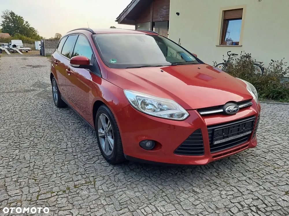 Ford Focus 1.0 EcoBoost STart-Stopp-System TITANIUM - 3