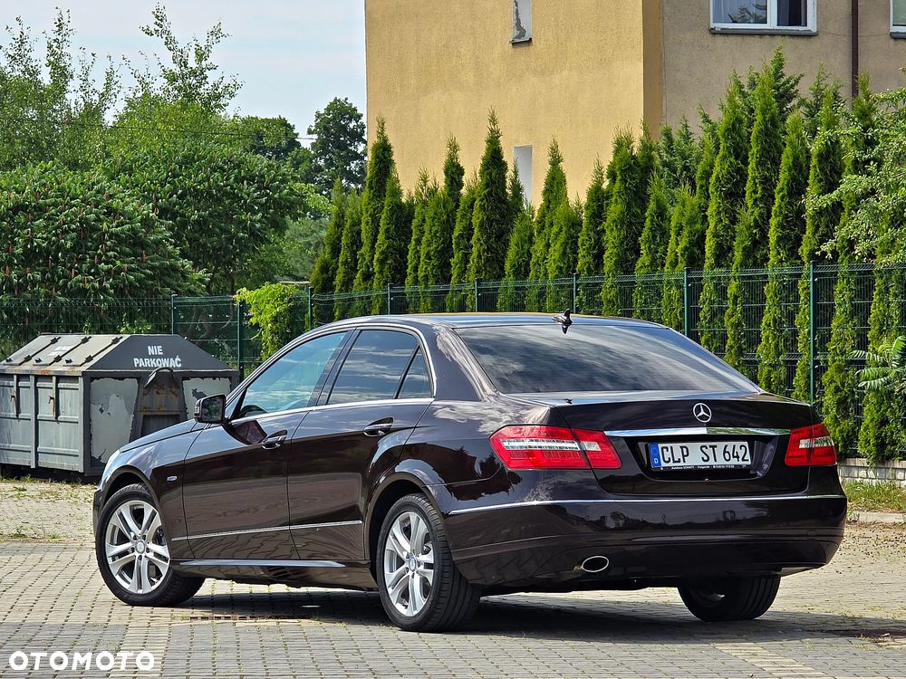 Mercedes-Benz Klasa E 250 CGI BlueEFFICIENCY 7G-TRONIC Avantgarde - 10