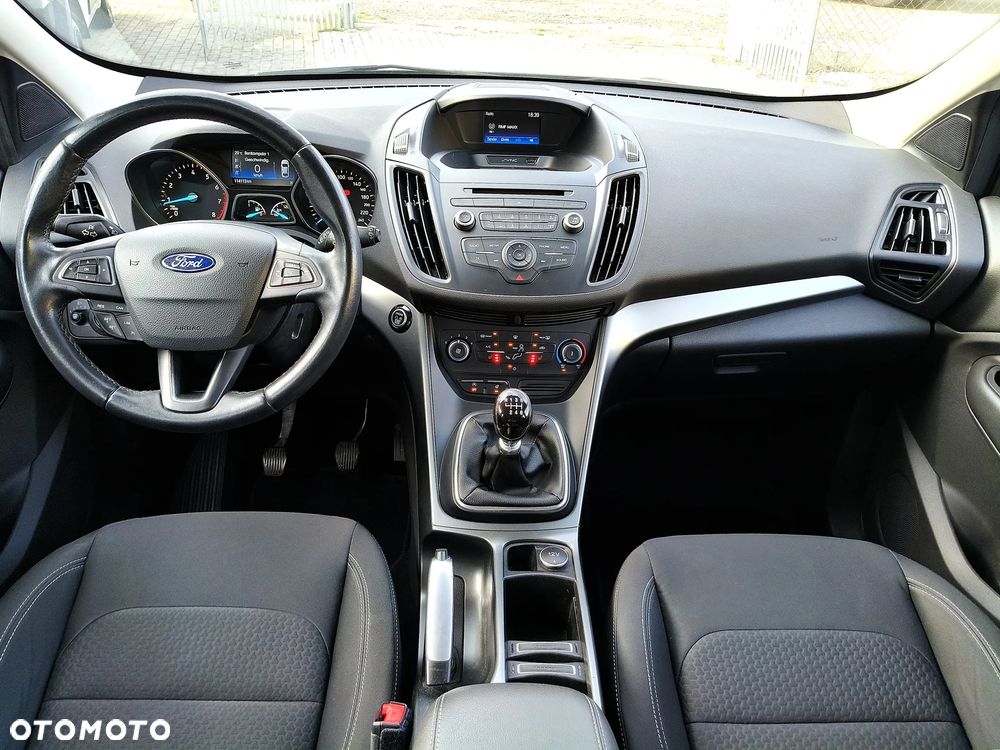 Ford Kuga - 15