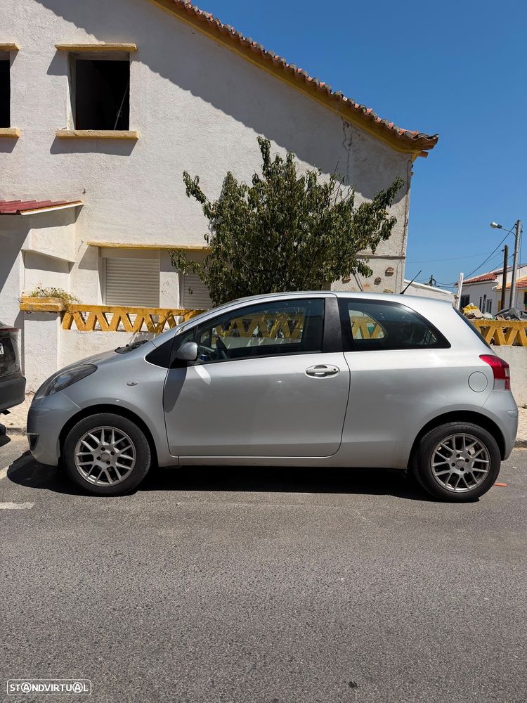 Toyota Yaris 1.0 VVT-i - 3