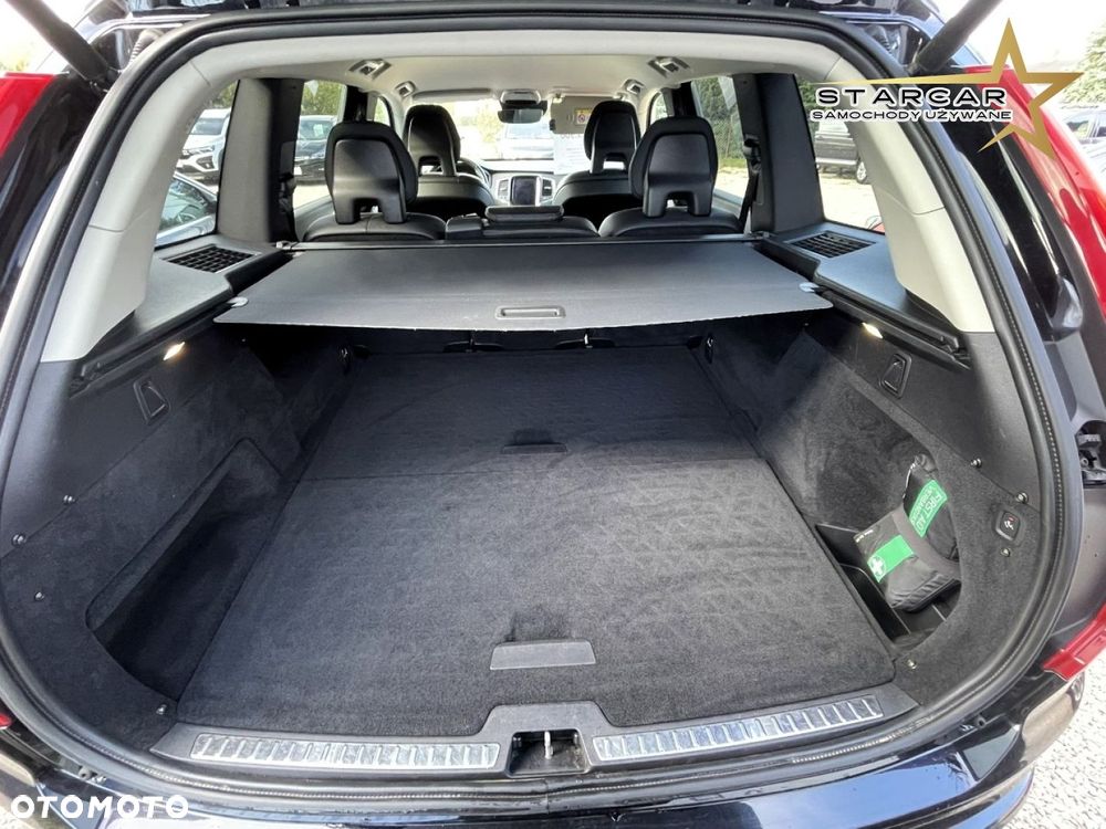 Volvo XC 90 - 25