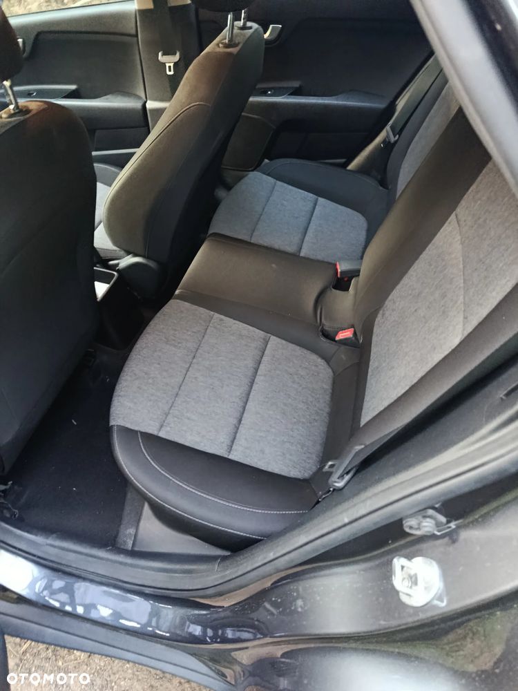 Kia Stonic 1.2 Edition 7 - 8