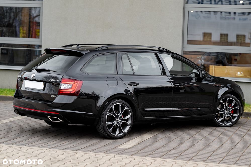 Skoda Octavia 2.0 TDI RS DSG - 11