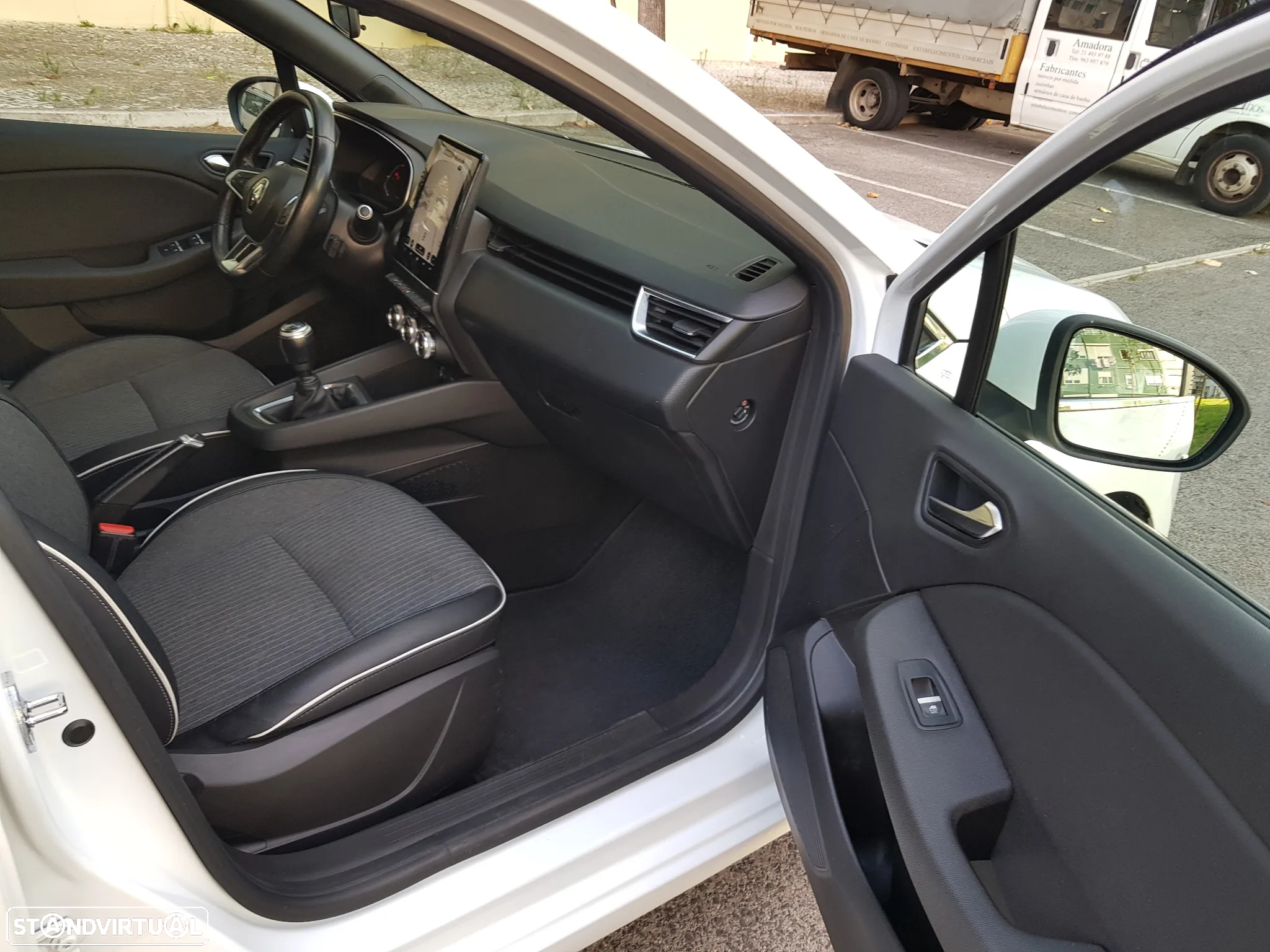 Renault Clio 1.5 Blue dCi Exclusive - 34