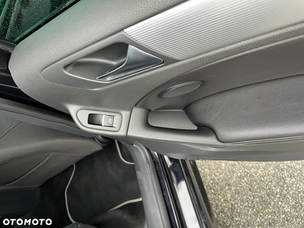 Volkswagen Golf 2.0 R DSG - 15