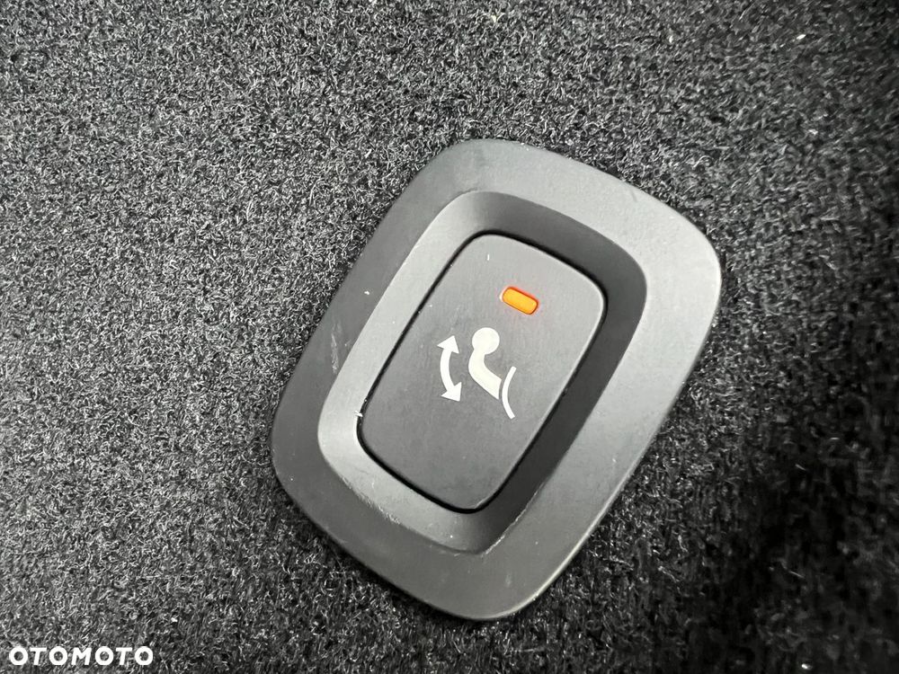 Volvo XC 60 B5 D AWD Geartronic Momentum Pro - 17