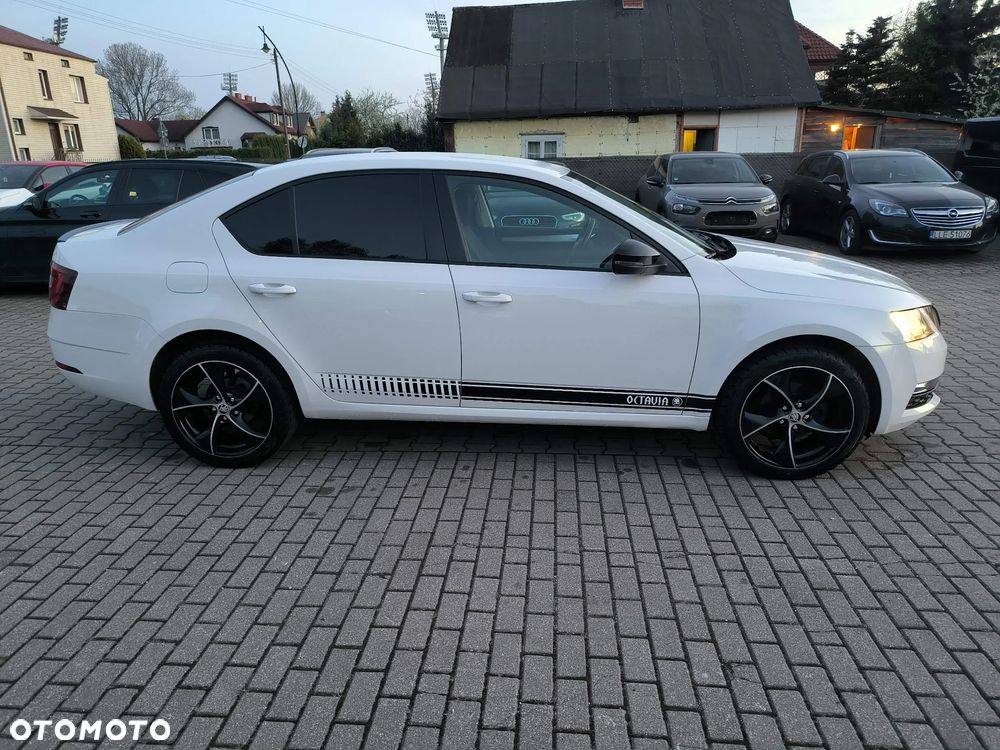 Skoda Octavia 1.5 TSI ACT DSG Sport Edition - 18
